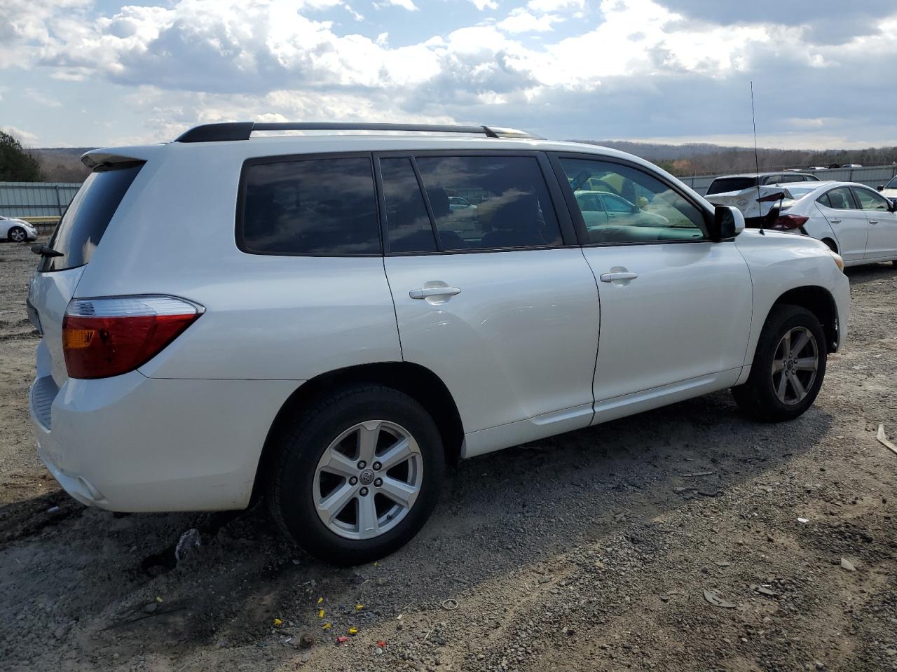 2010 Toyota Highlander - Image 3