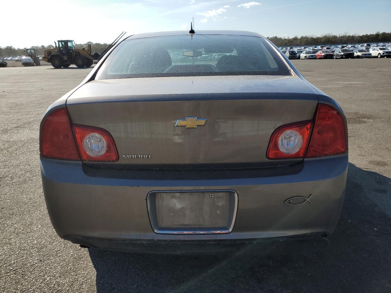 2010 Chevrolet Malibu - Image 6