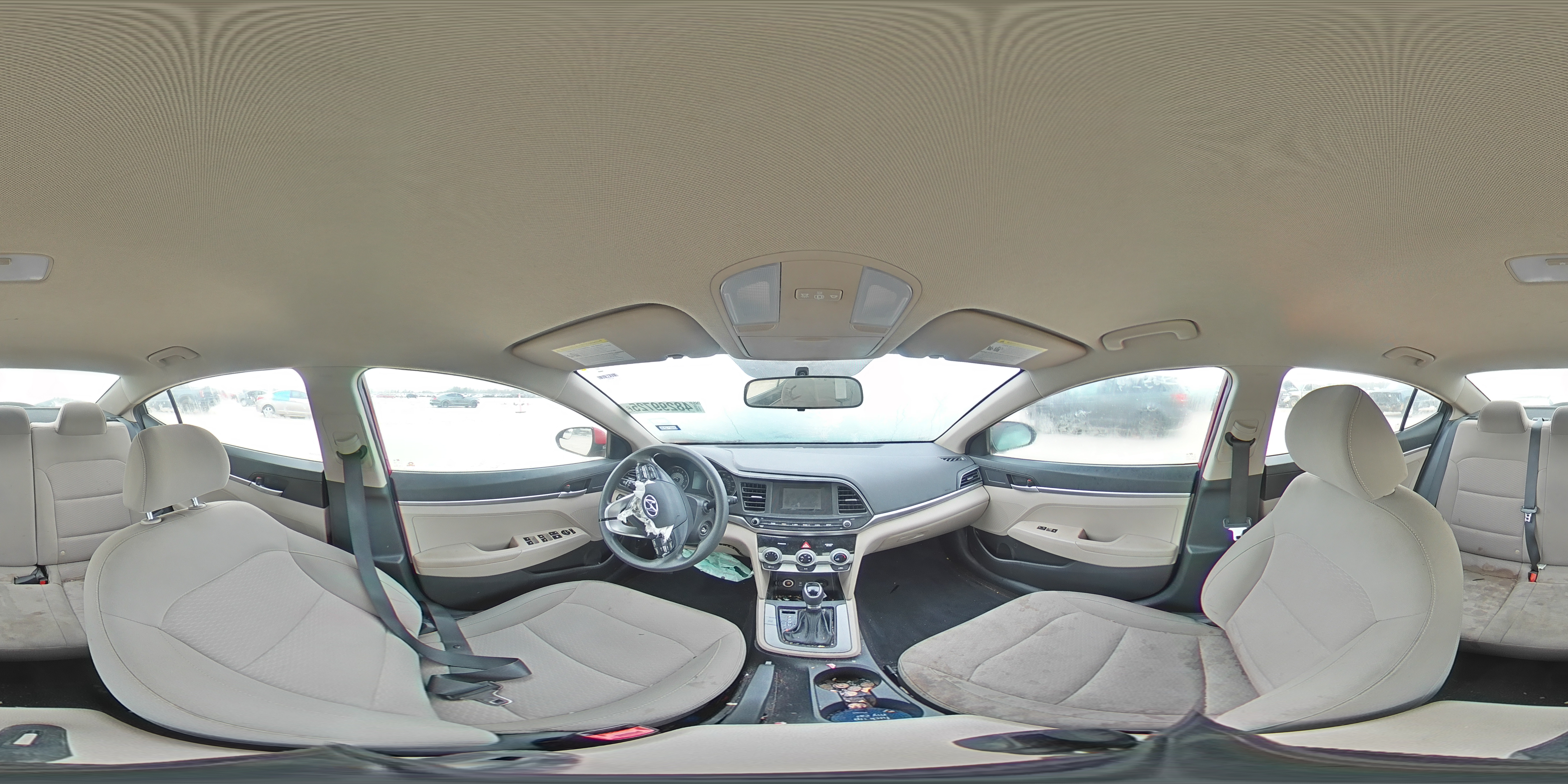 2019 Hyundai Elantra - Image 13