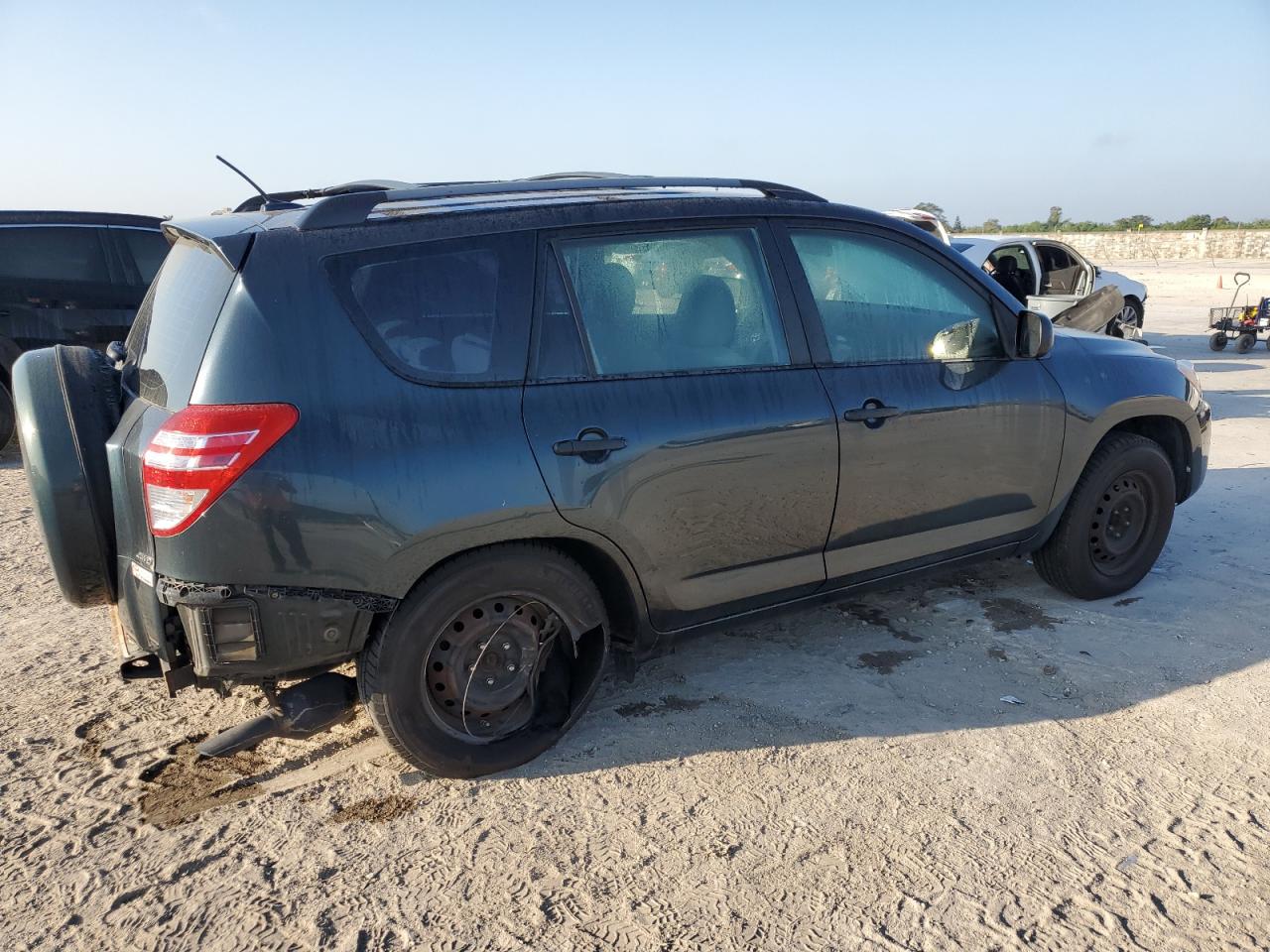 2009 Toyota RAV 4 - Image 3