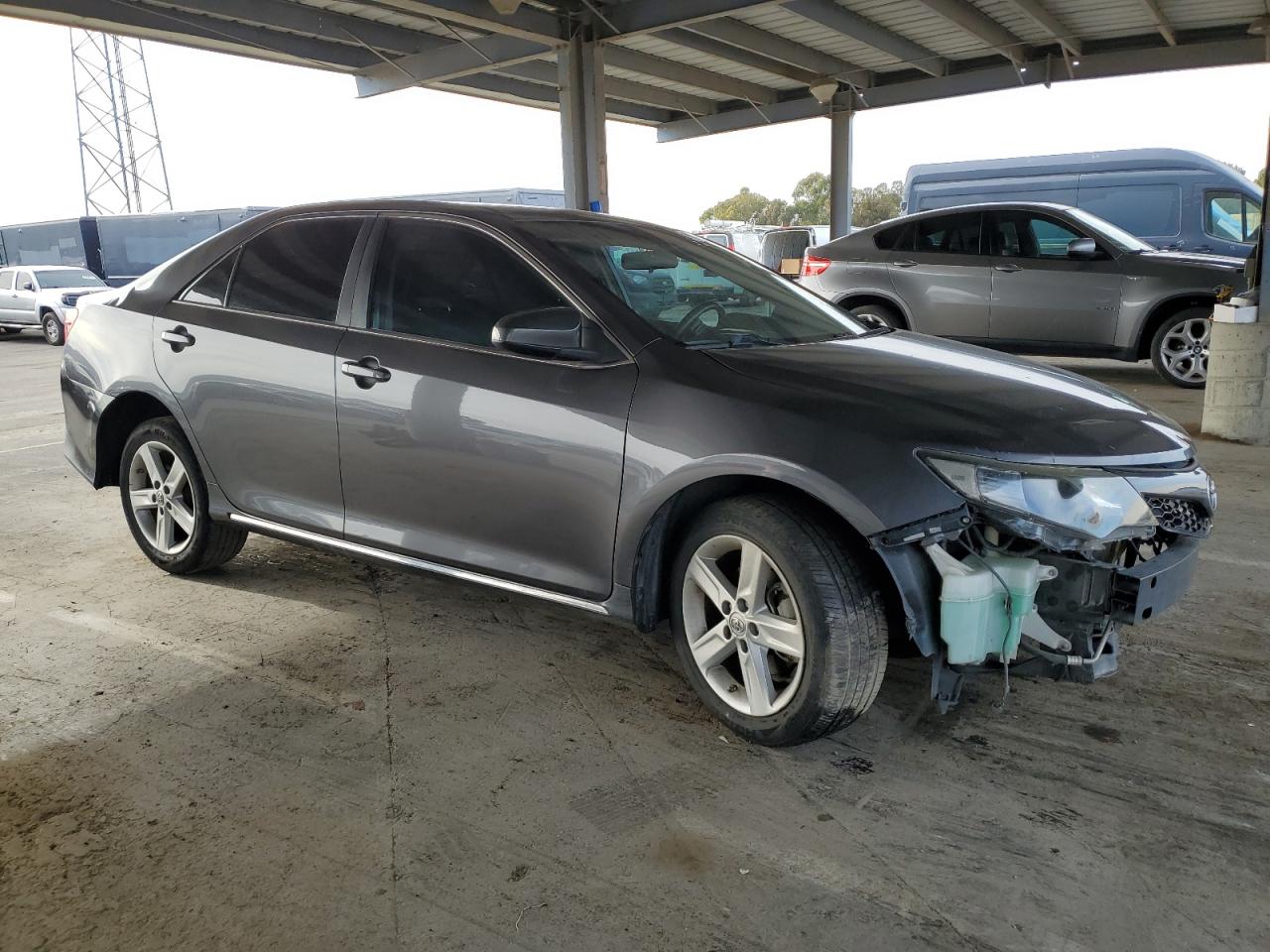 2012 Toyota Camry - Image 4