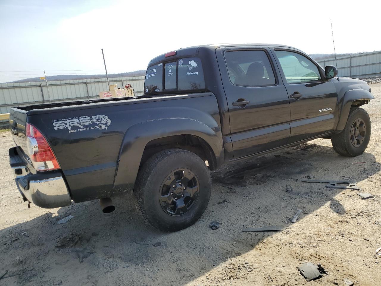 2009 Toyota Tacoma - Image 3