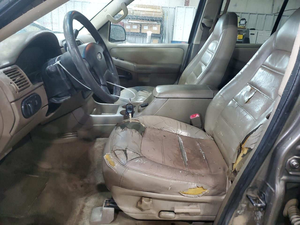 2002 Ford Explorer - Image 7