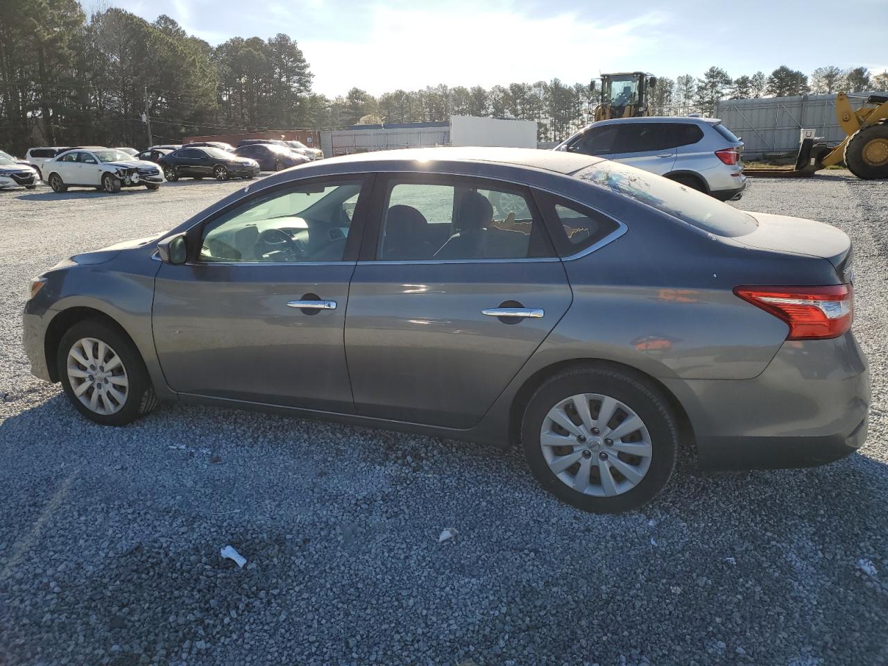 2016 Nissan Sentra - Image 2