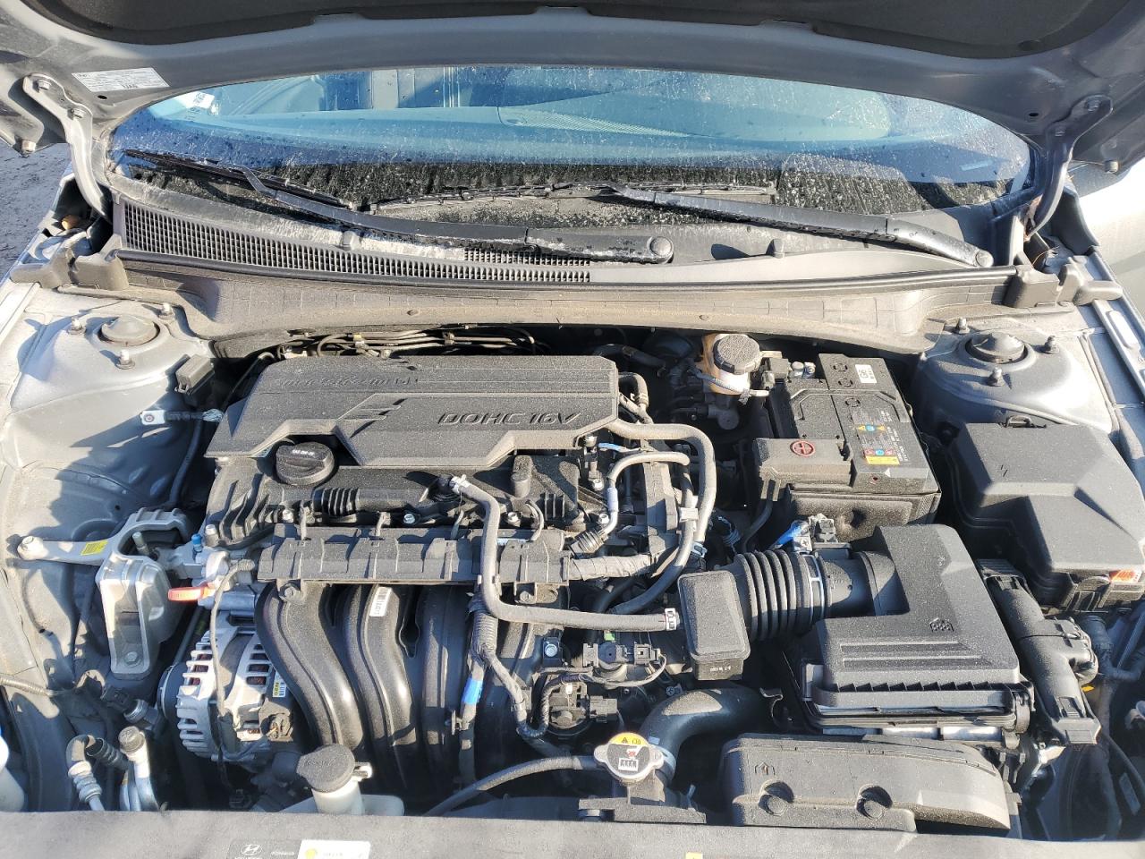 2023 Hyundai Elantra - Image 11