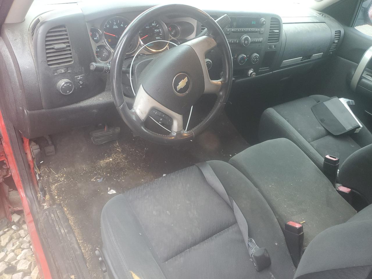 2009 Chevrolet Silverado - Image 8