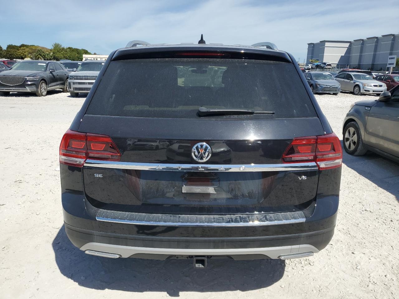2019 Volkswagen Atlas Se VIN: 1V2WR2CA9KC608647 Lot: 48336245