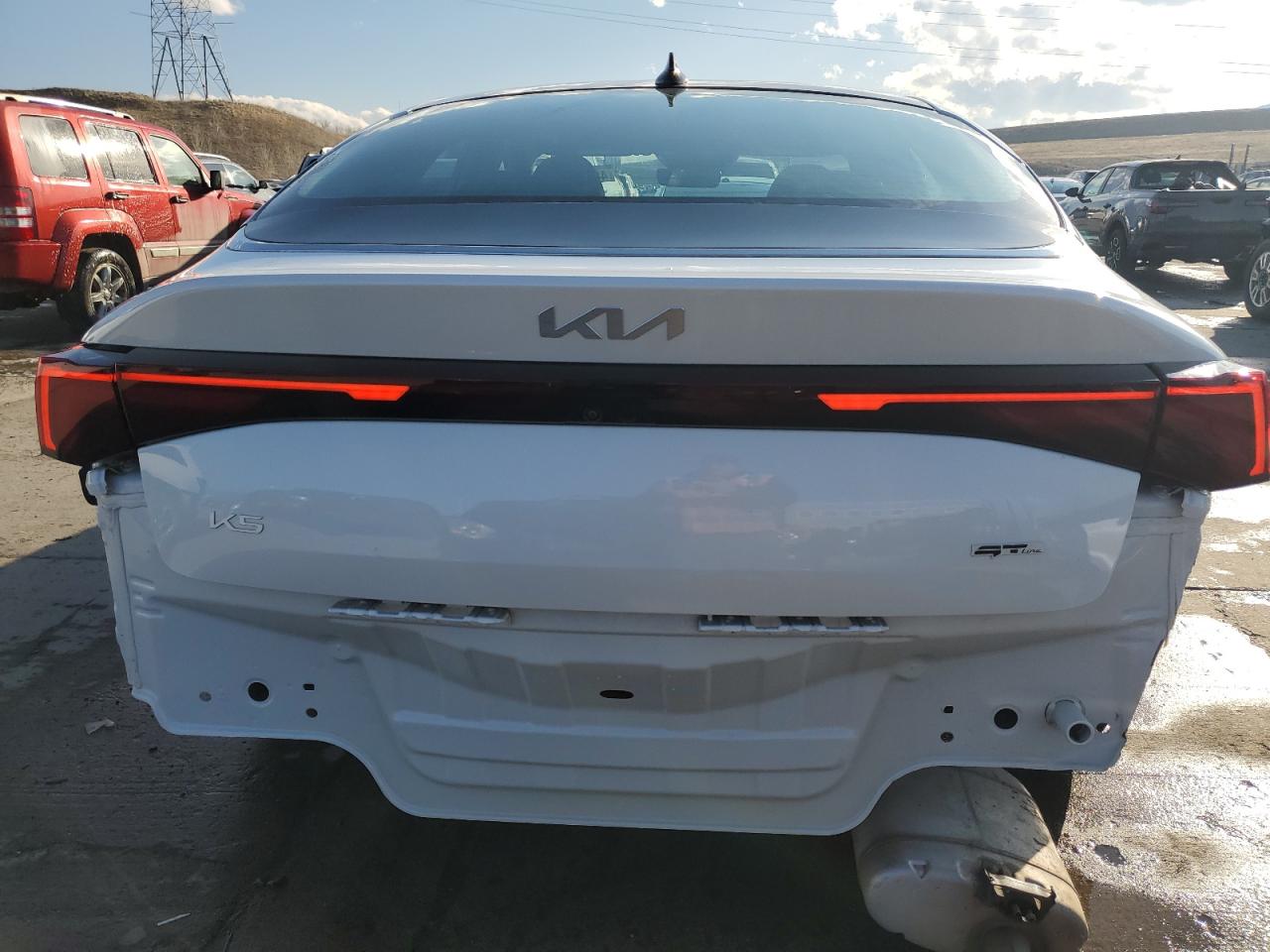 2025 Kia K5 - Image 6