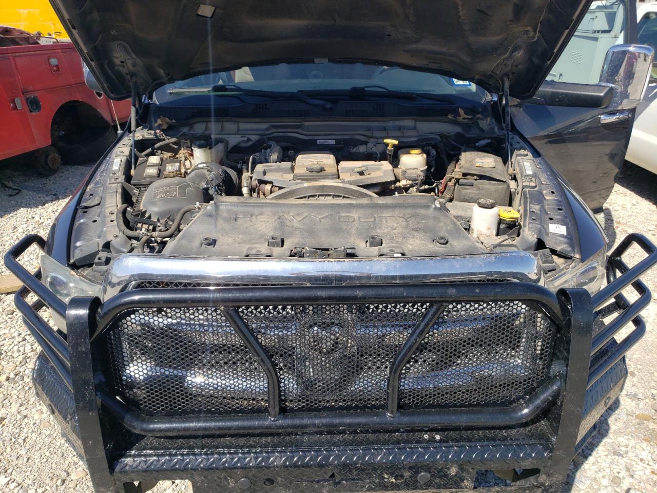 2014 RAM 3500 - Image 11