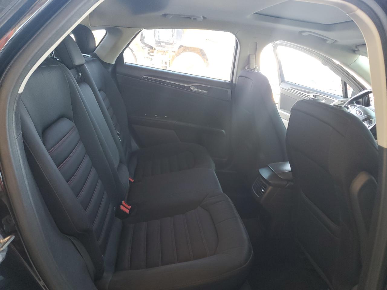 2015 Ford Fusion - Image 10