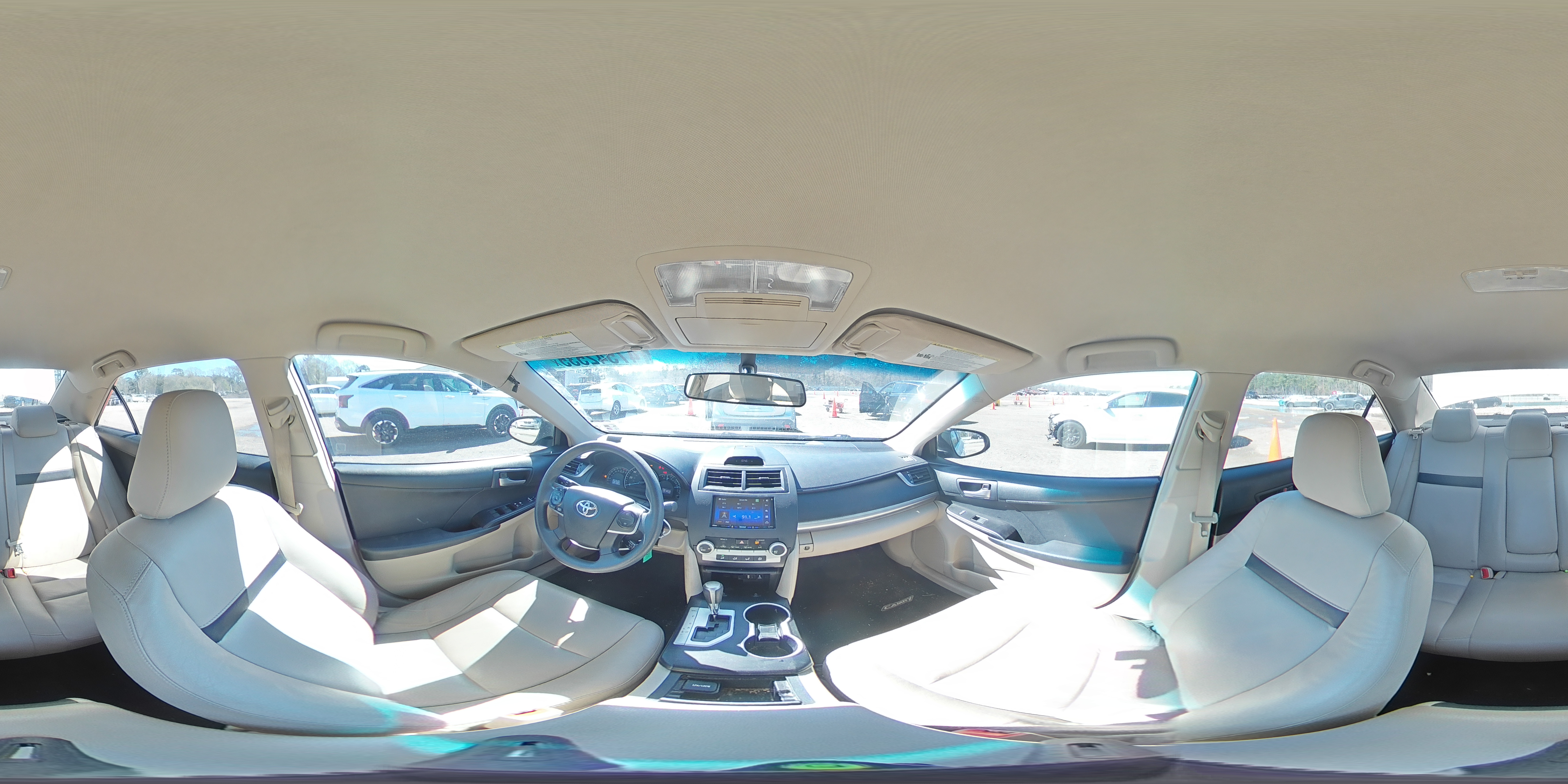 2012 Toyota Camry - Image 12