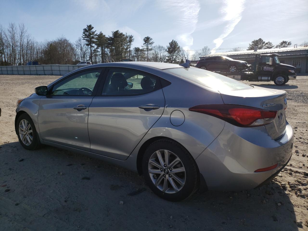 2015 Hyundai Elantra - Image 2
