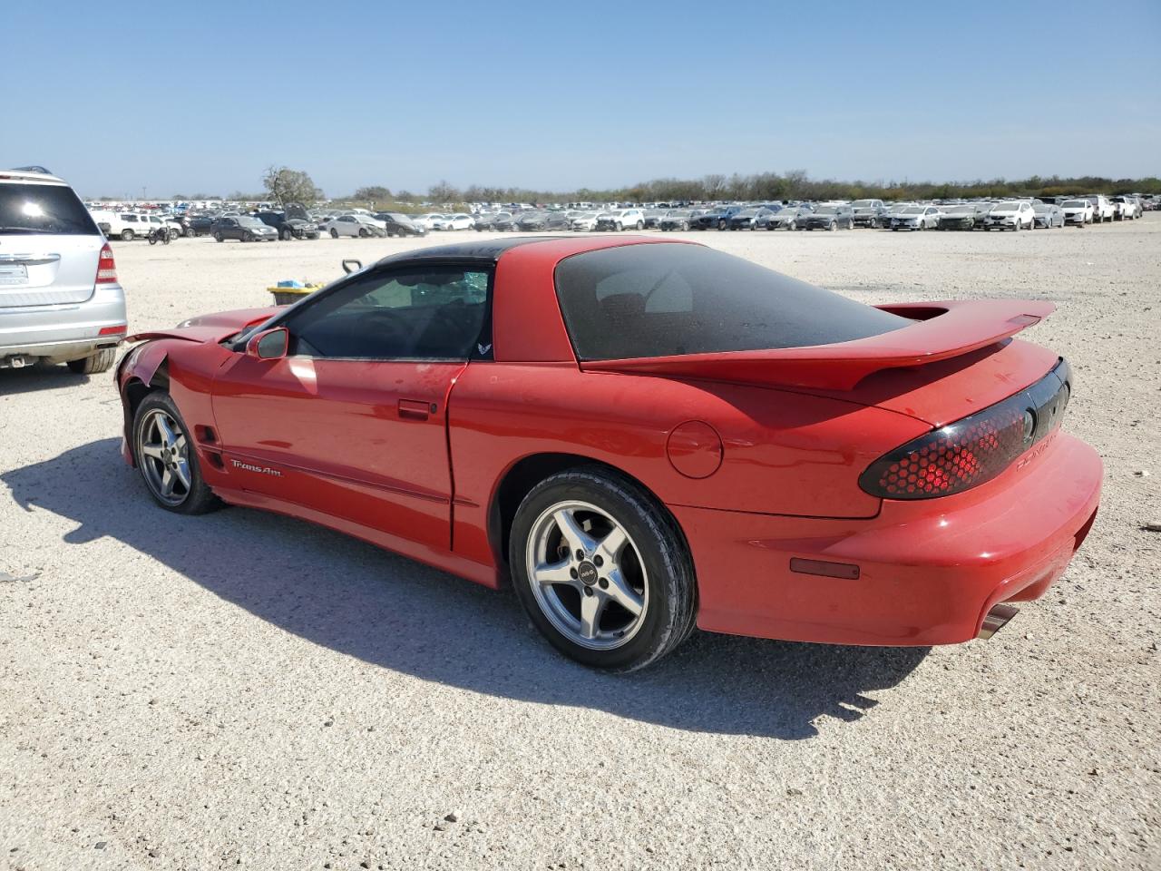 2000 Pontiac Firebird - Image 2