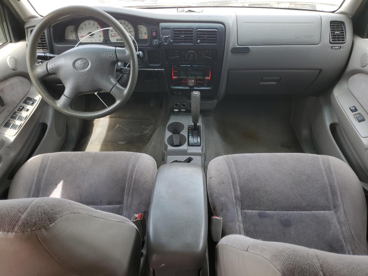 2002 Toyota Tacoma - Image 8