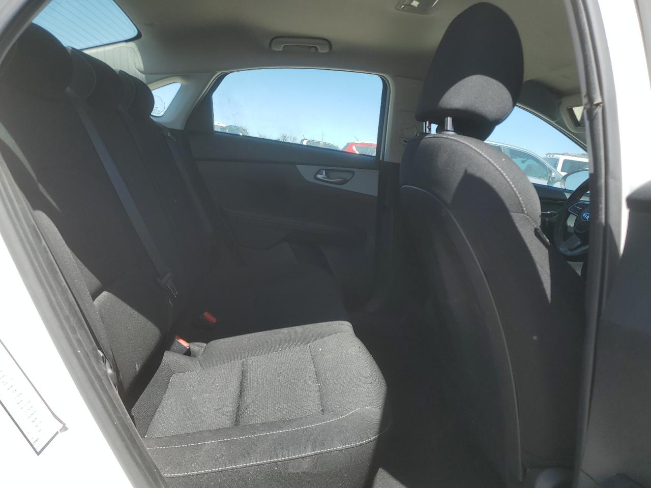 2021 Kia Forte - Image 10