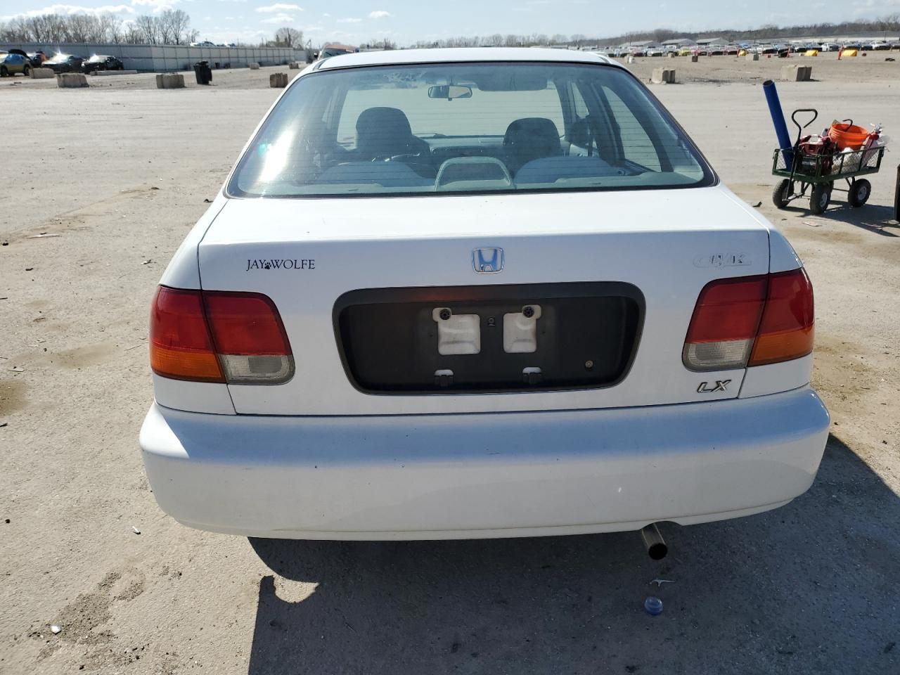 1998 Honda Civic Lx VIN: 1HGEJ6674WL051570 Lot: 50953635