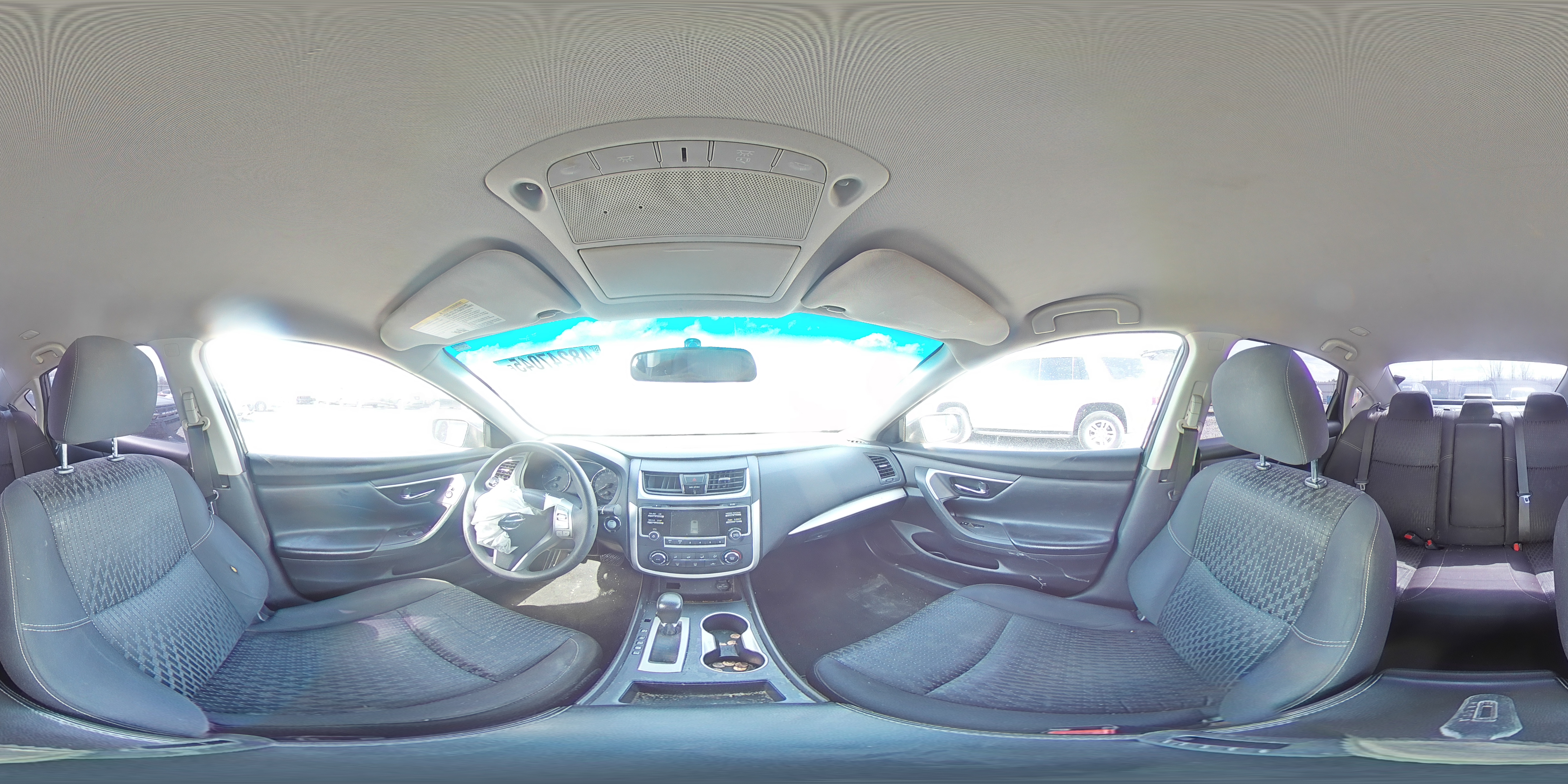 2016 Nissan Altima - Image 13