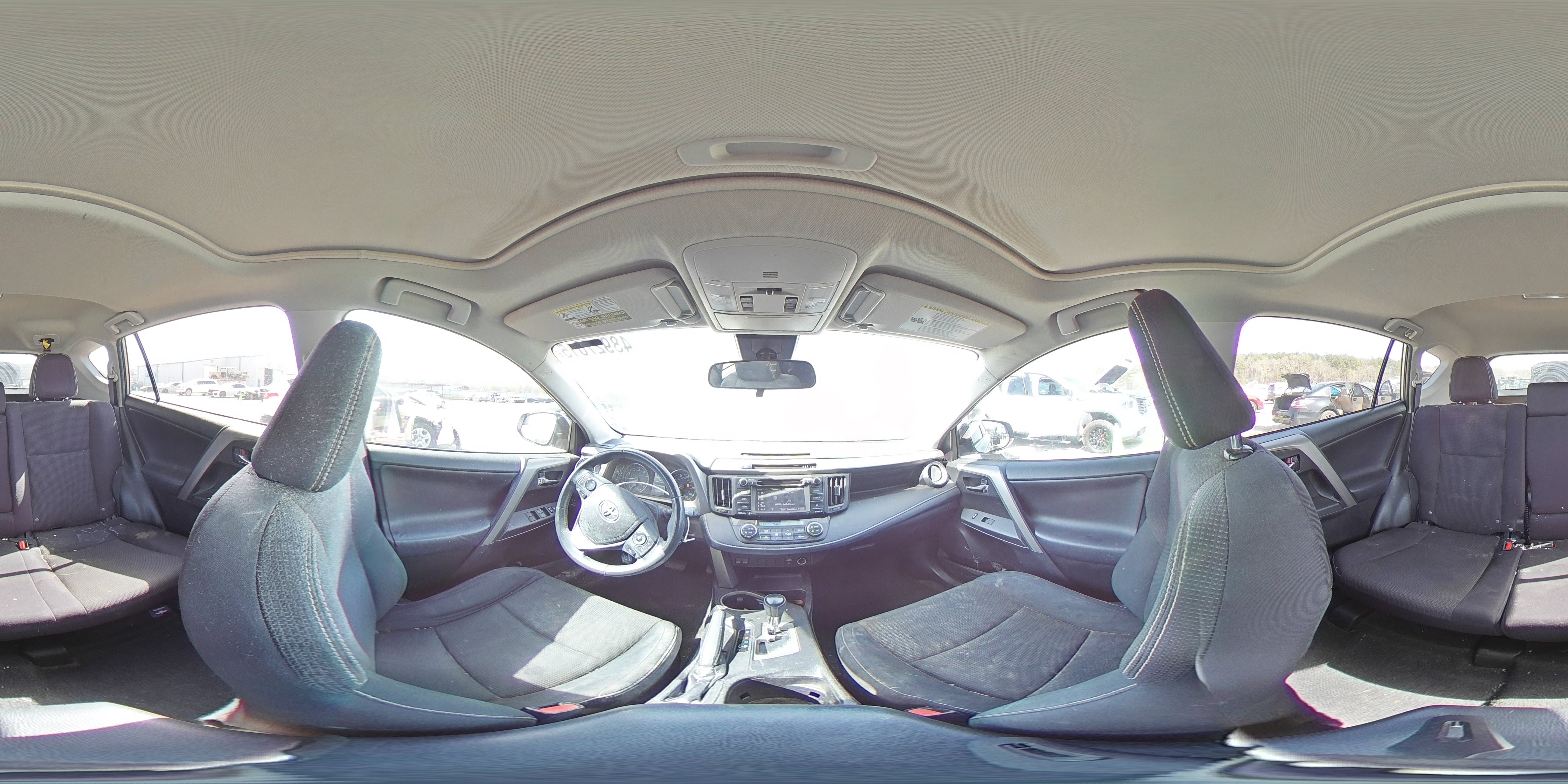 2017 Toyota RAV 4 - Image 14