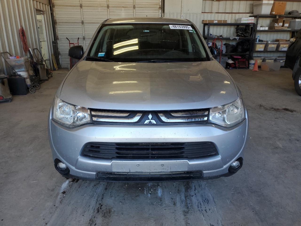 2014 Mitsubishi Outlander - Image 5