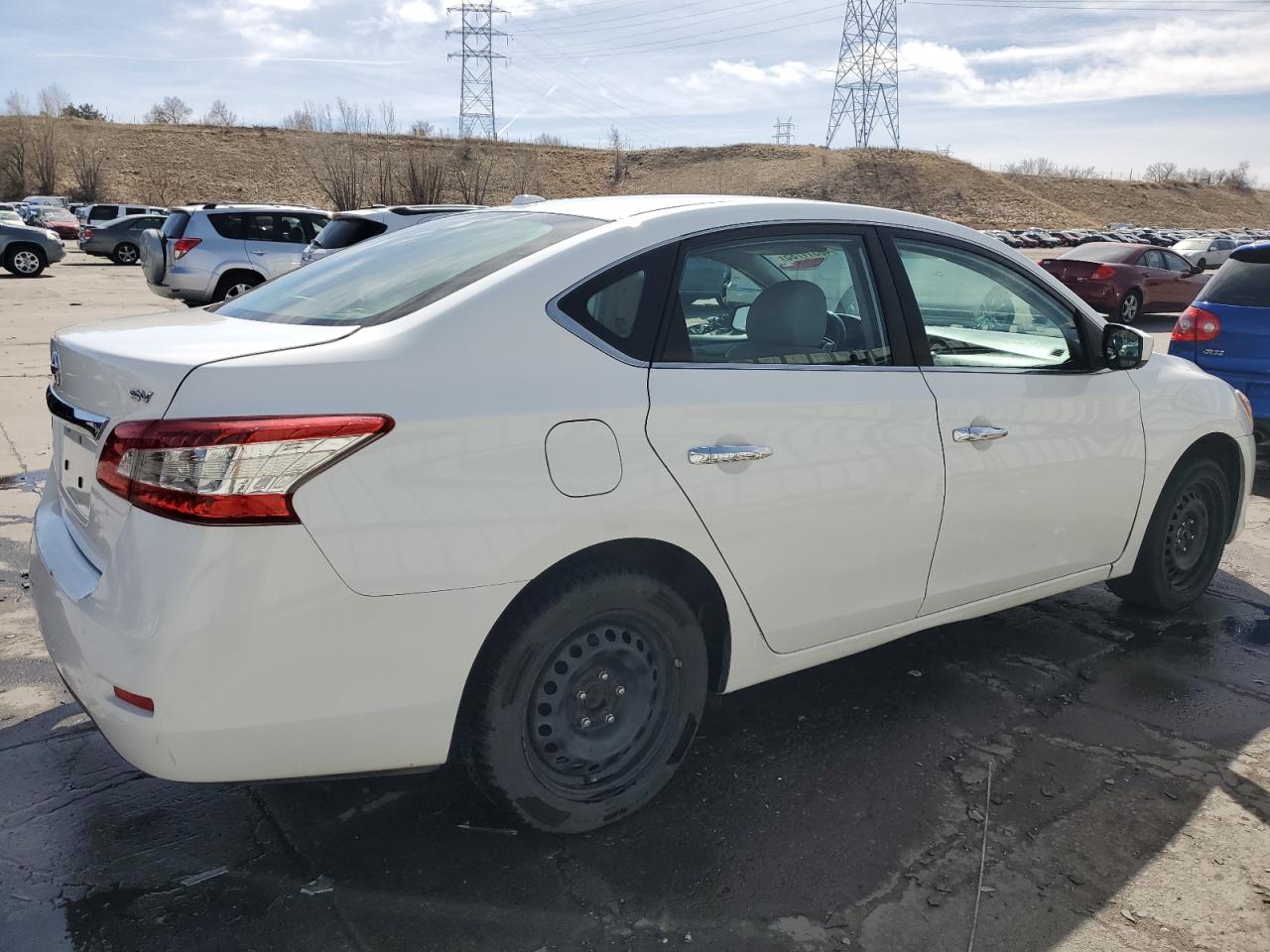2015 Nissan Sentra - Image 3