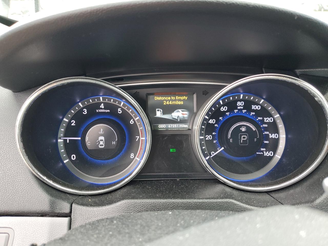 2014 Hyundai Sonata - Image 9