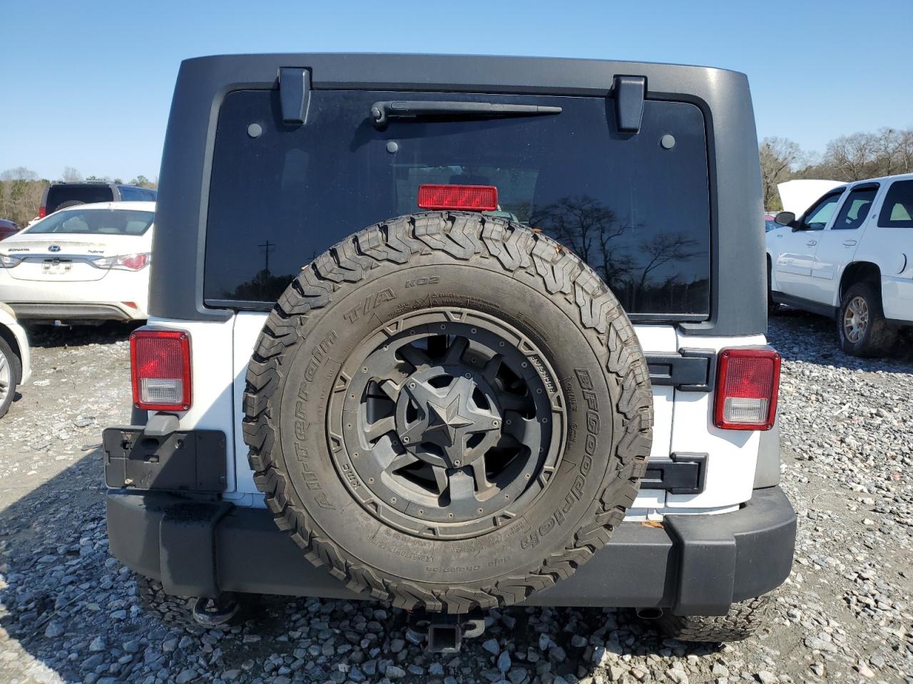 2017 Jeep Wrangler - Image 6