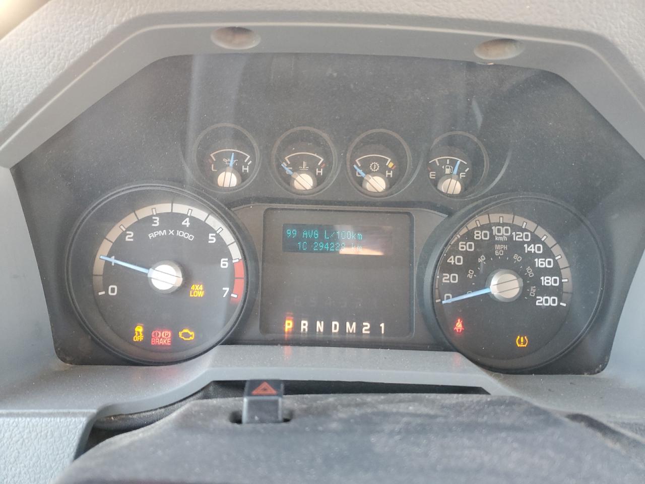 2012 Ford F350 - Image 9