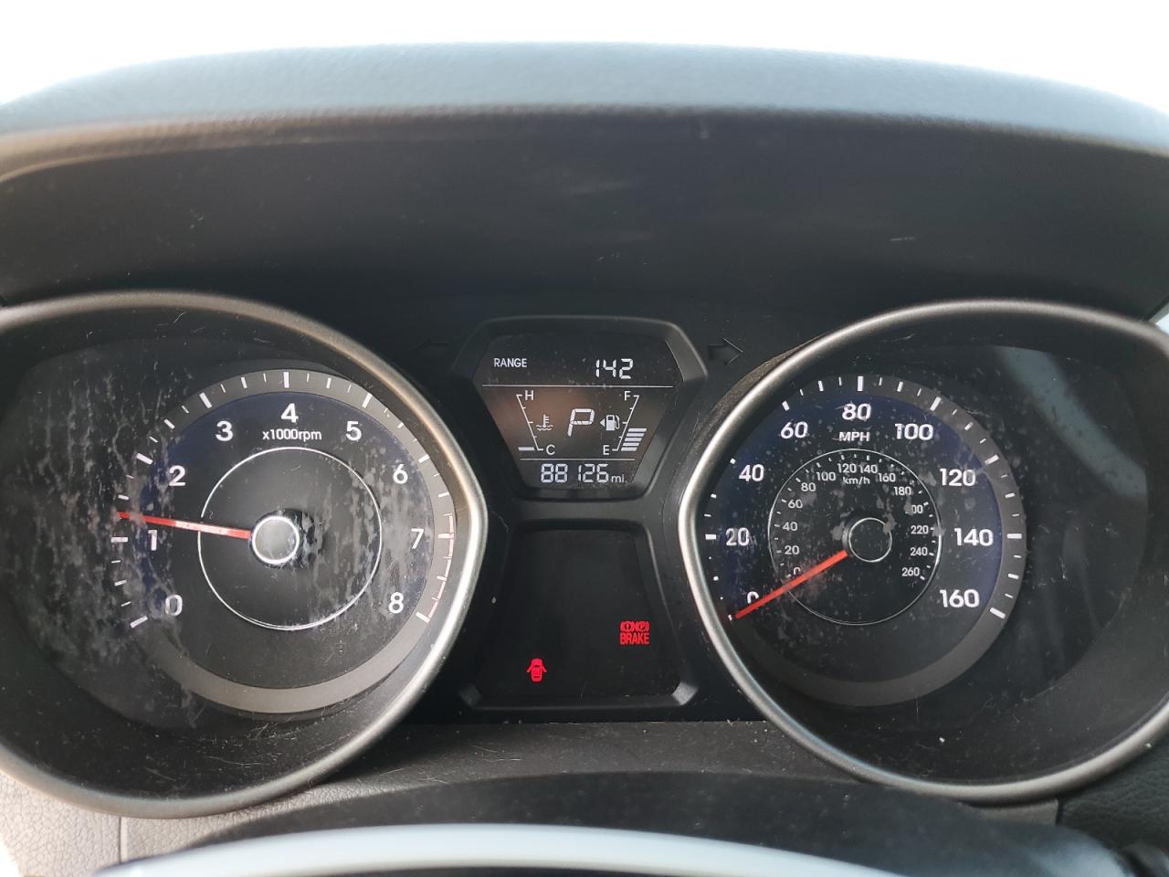 2015 Hyundai Elantra - Image 9