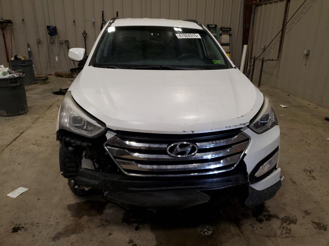 2014 Hyundai Santa Fe - Image 5