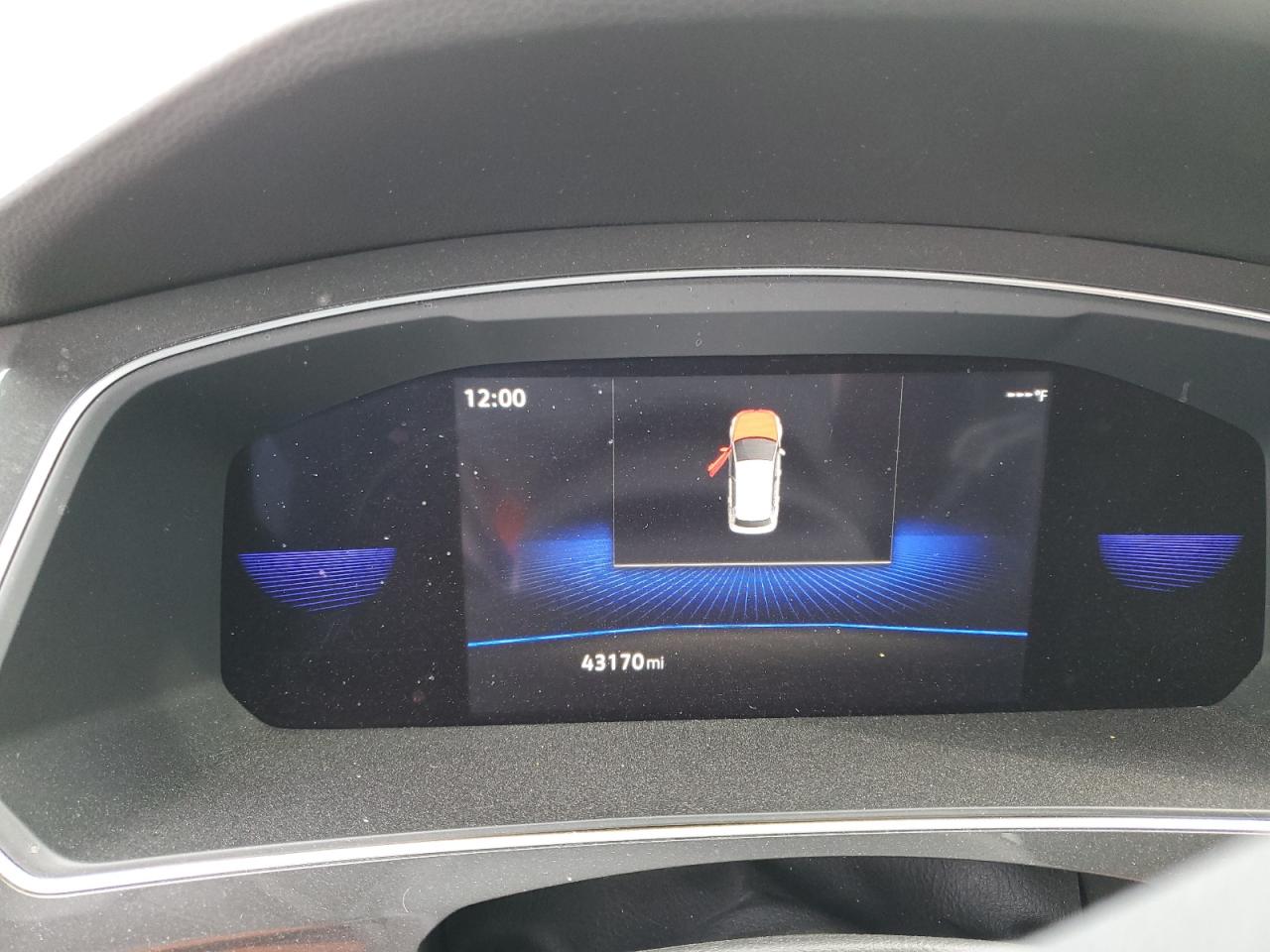2023 Volkswagen Tiguan - Image 9