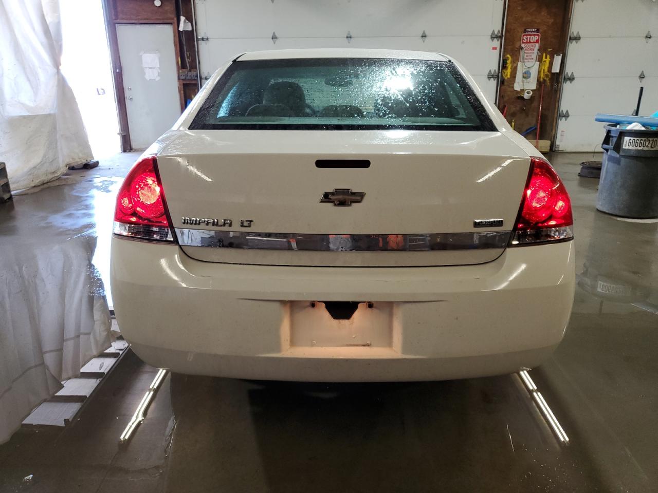 2009 Chevrolet Impala - Image 6