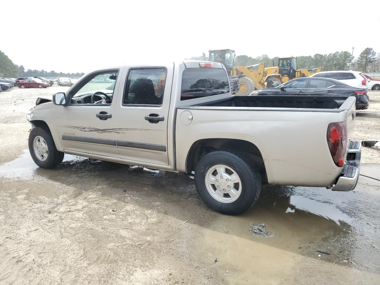 2005 Chevrolet Colorado - Image 2