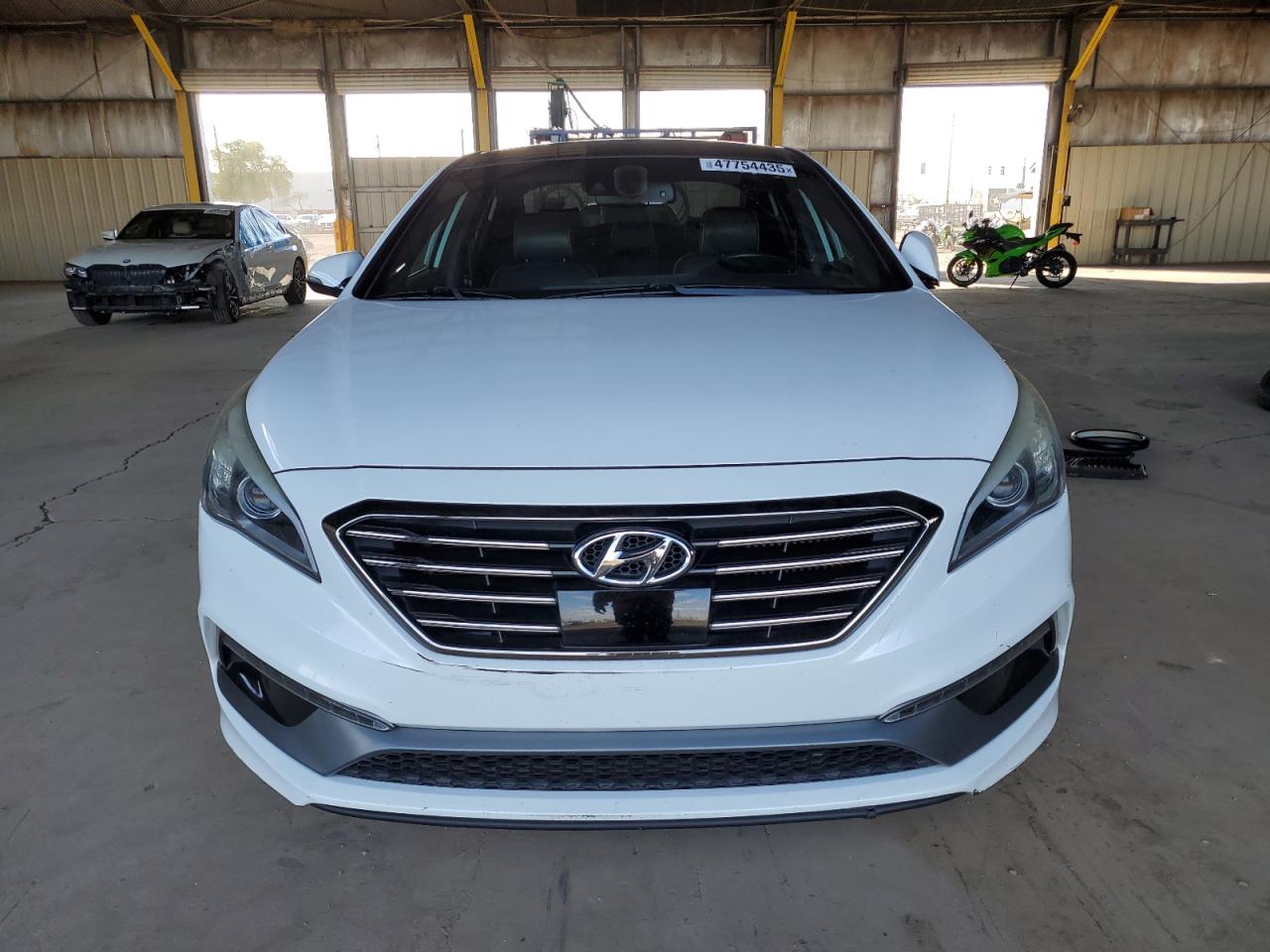2015 Hyundai Sonata - Image 5