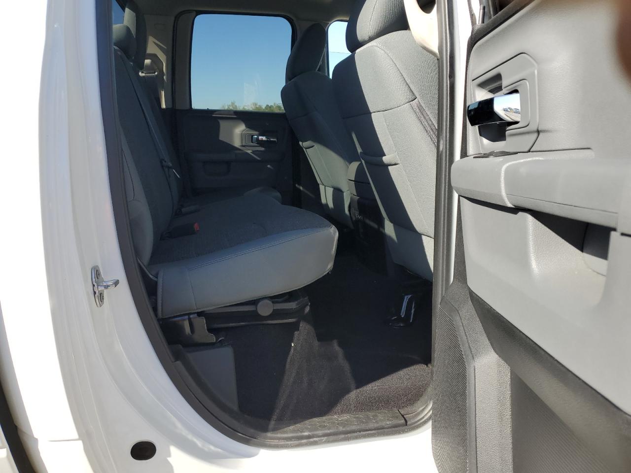 2017 RAM 1500 - Image 10