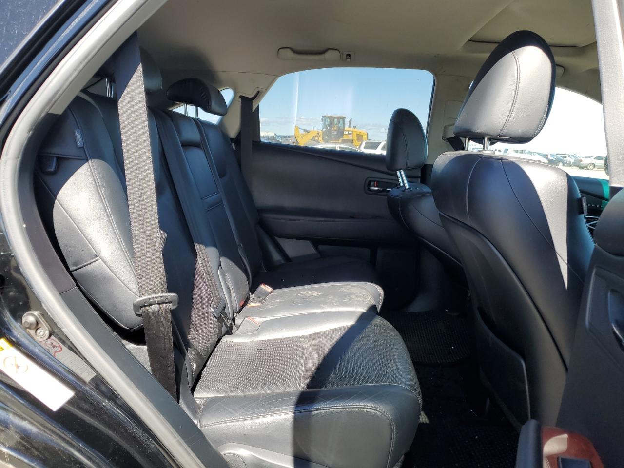 2010 Lexus RX - Image 11