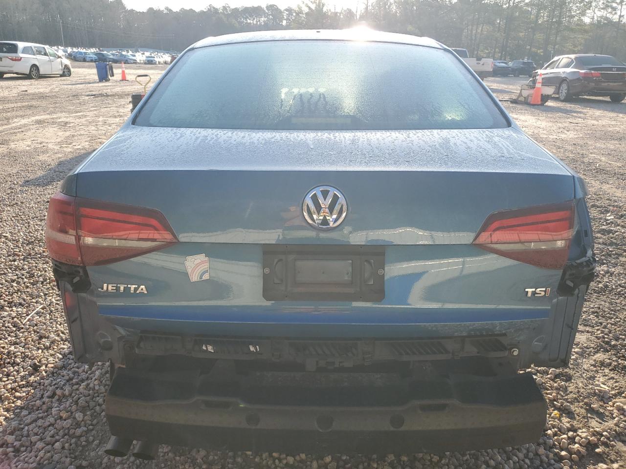 2016 Volkswagen Jetta - Image 6