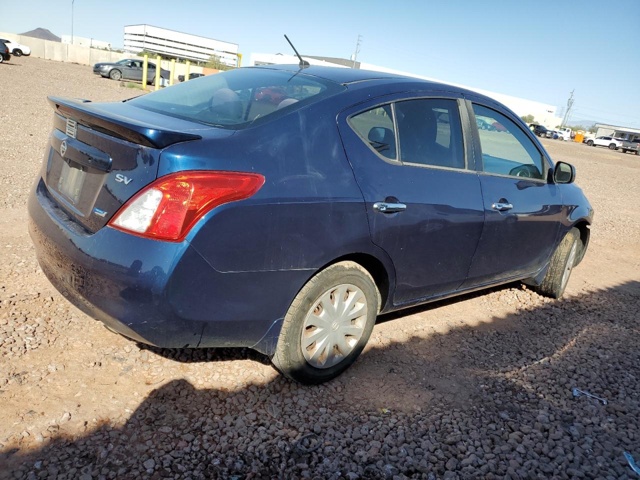 2014 Nissan Versa - Image 3