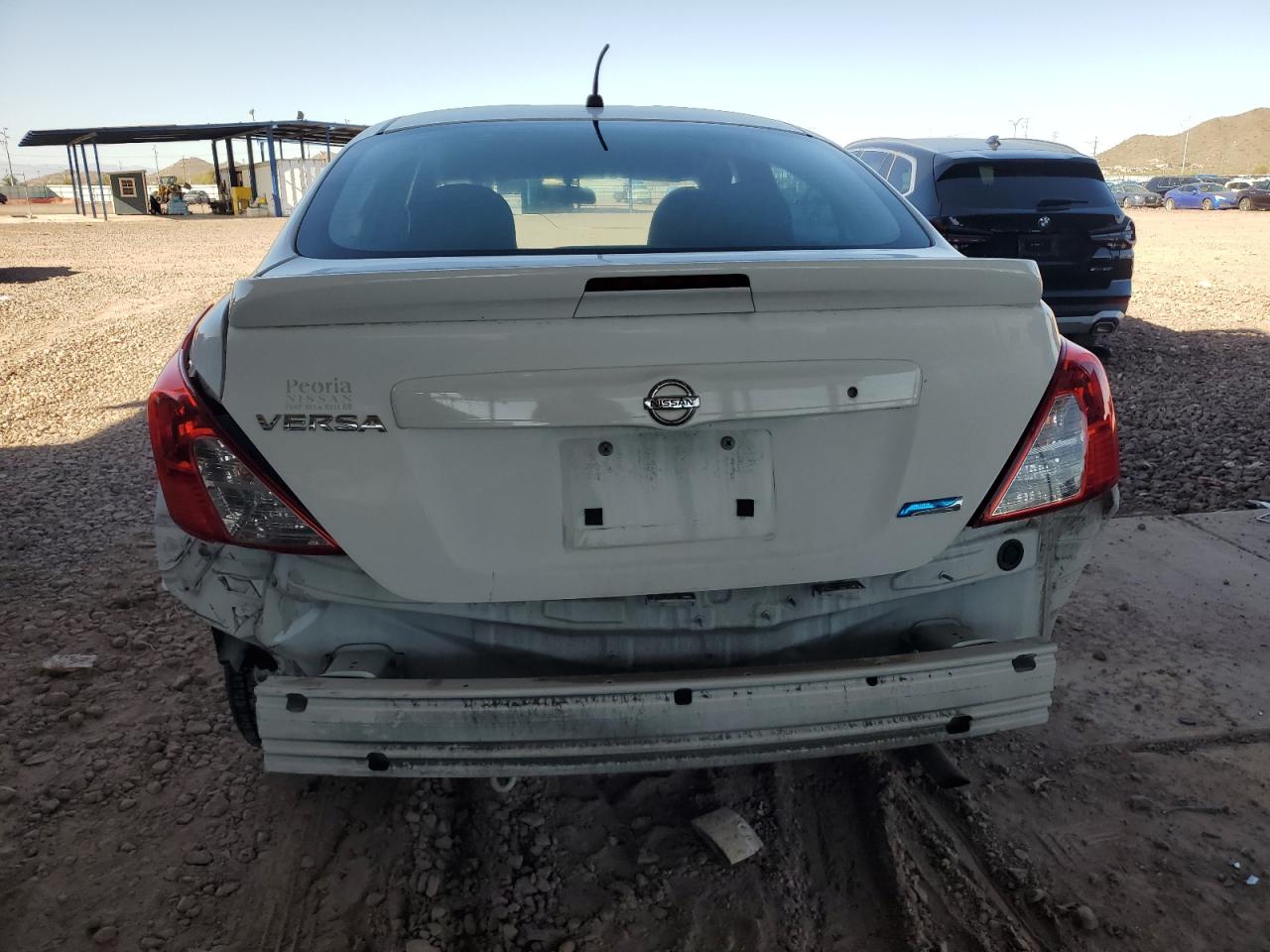 2015 Nissan Versa - Image 6