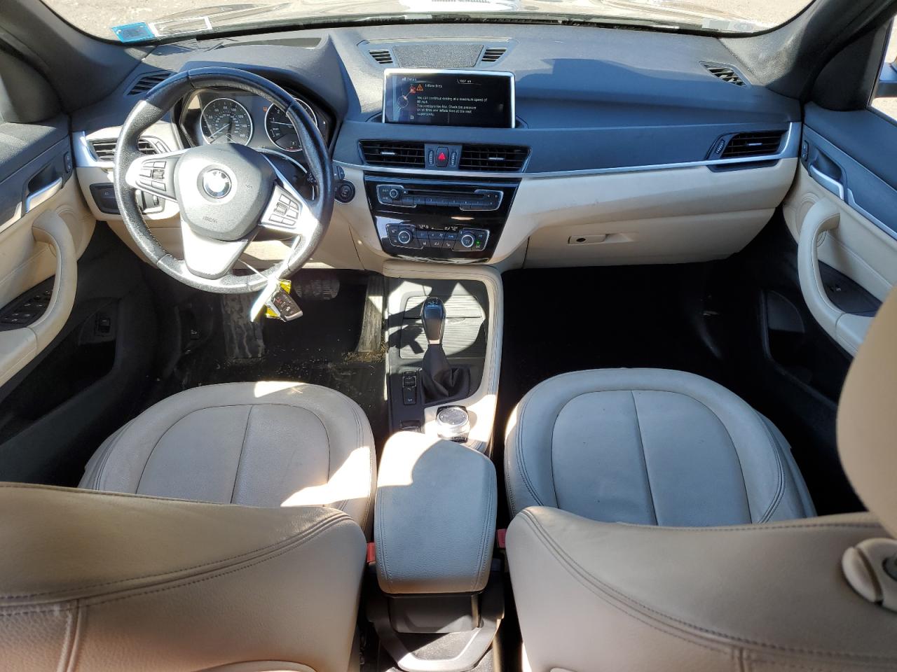 2017 BMW X1 - Image 8