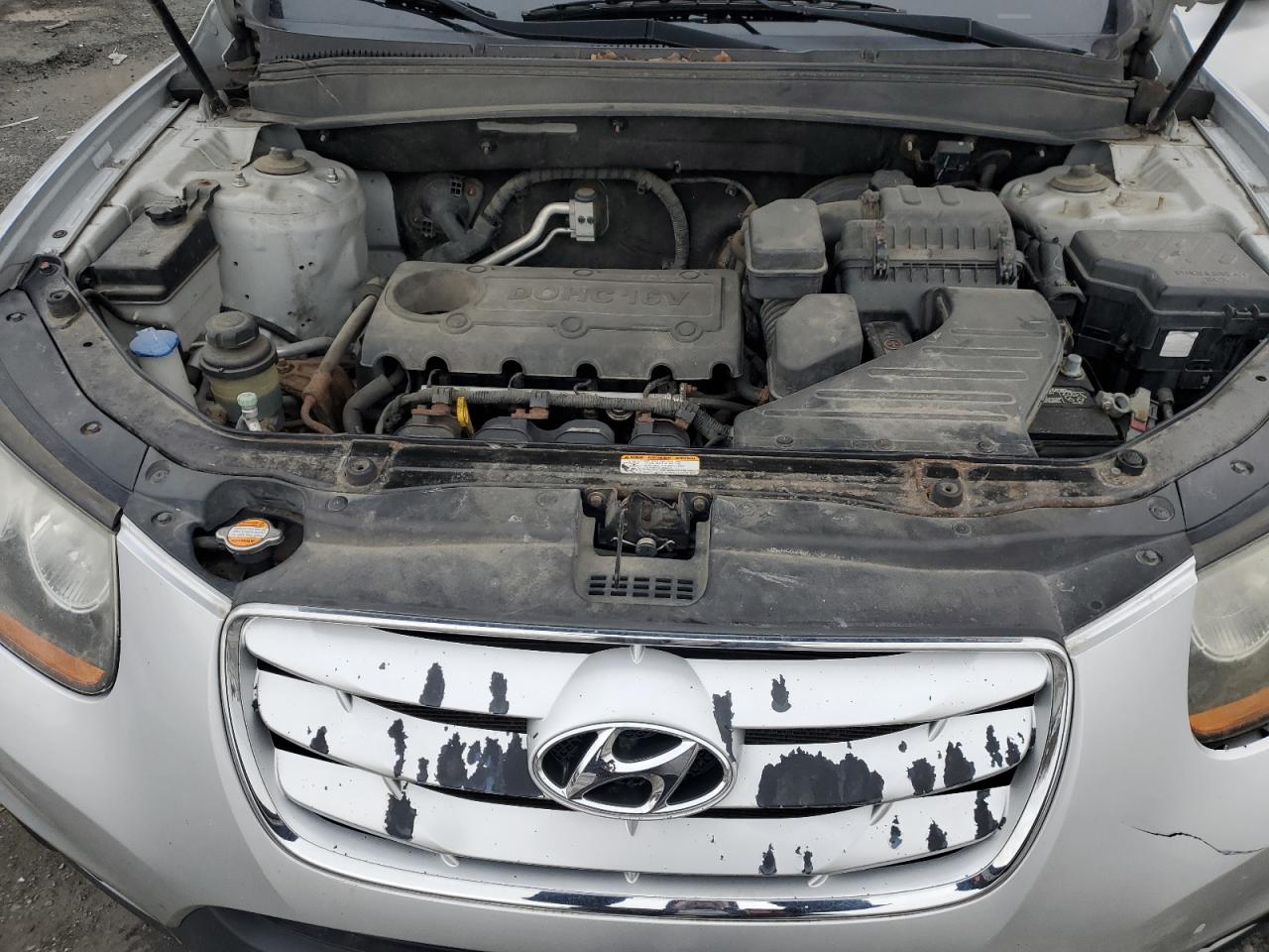 2011 Hyundai Santa Fe - Image 13