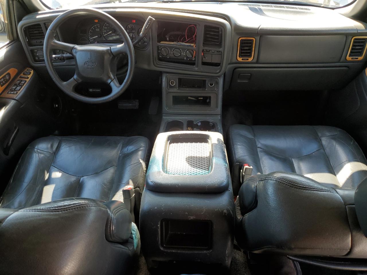 2002 Chevrolet Avalanche C1500 VIN: 3GNEC13TX2G136330 Lot: 50176365