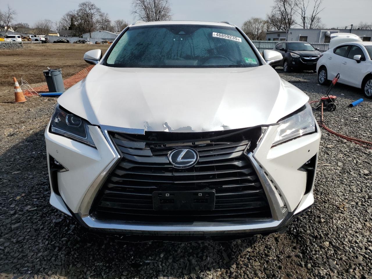 2017 Lexus RX - Image 5