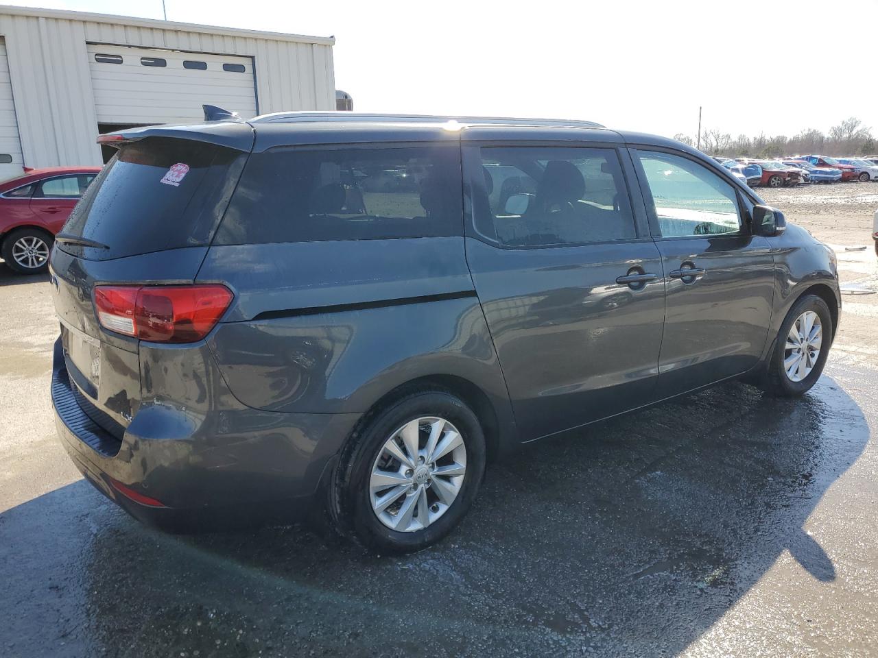 2016 Kia Sedona - Image 3