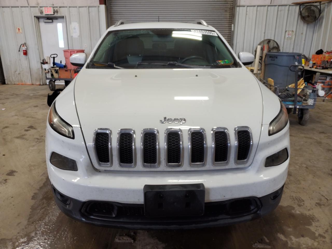 2014 Jeep Grand Cherokee - Image 5