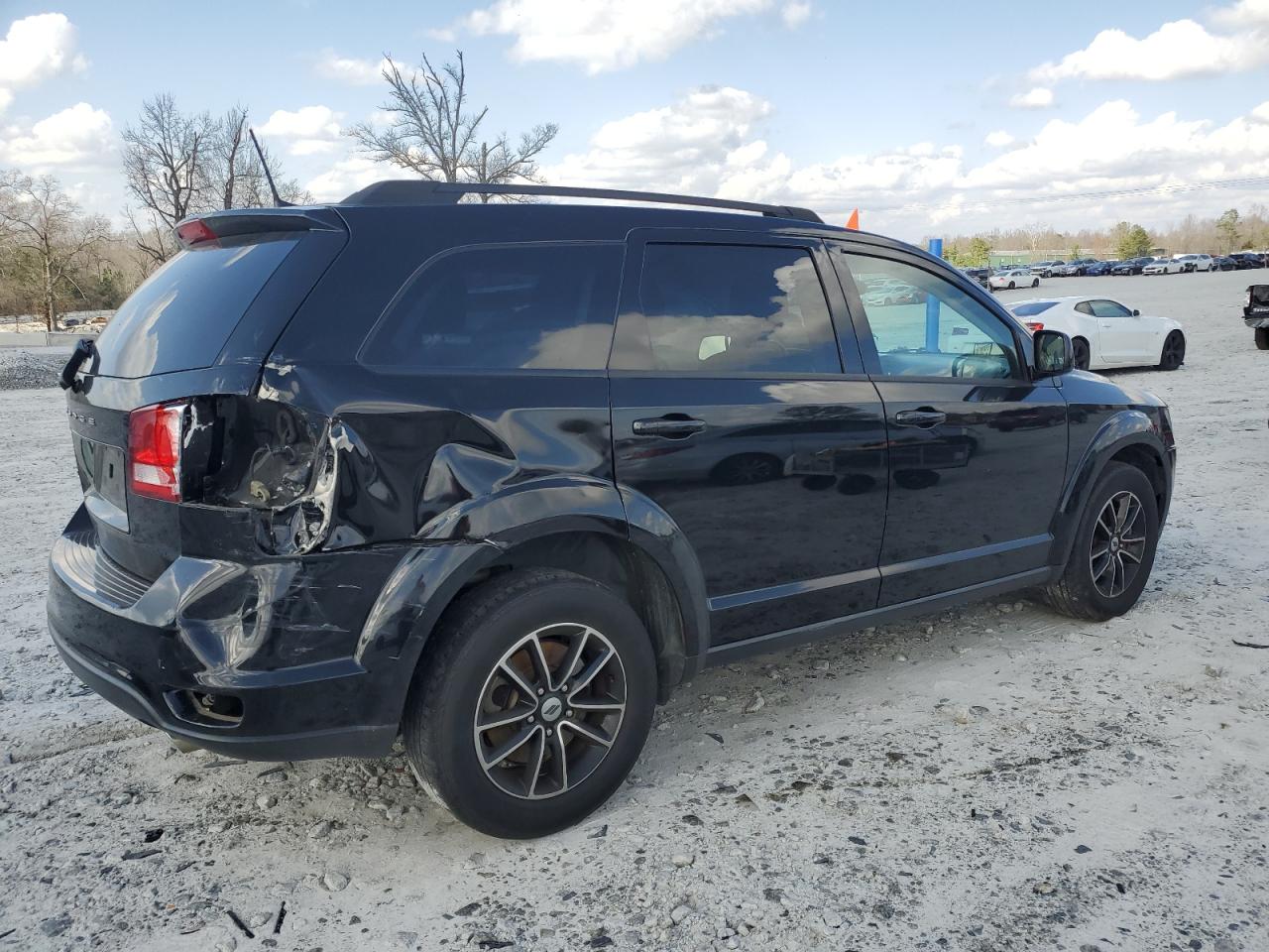 2018 Dodge Journey - Image 3