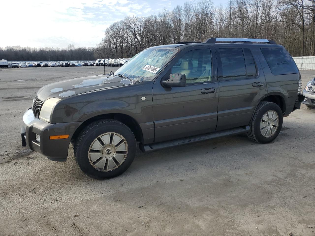 2006 Mercury Mountaineer Premier for Sale in Glassboro, NJ - Rear End