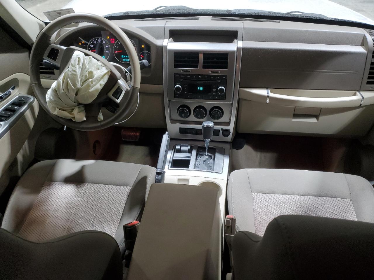 2008 Jeep Liberty (North America) - Image 8
