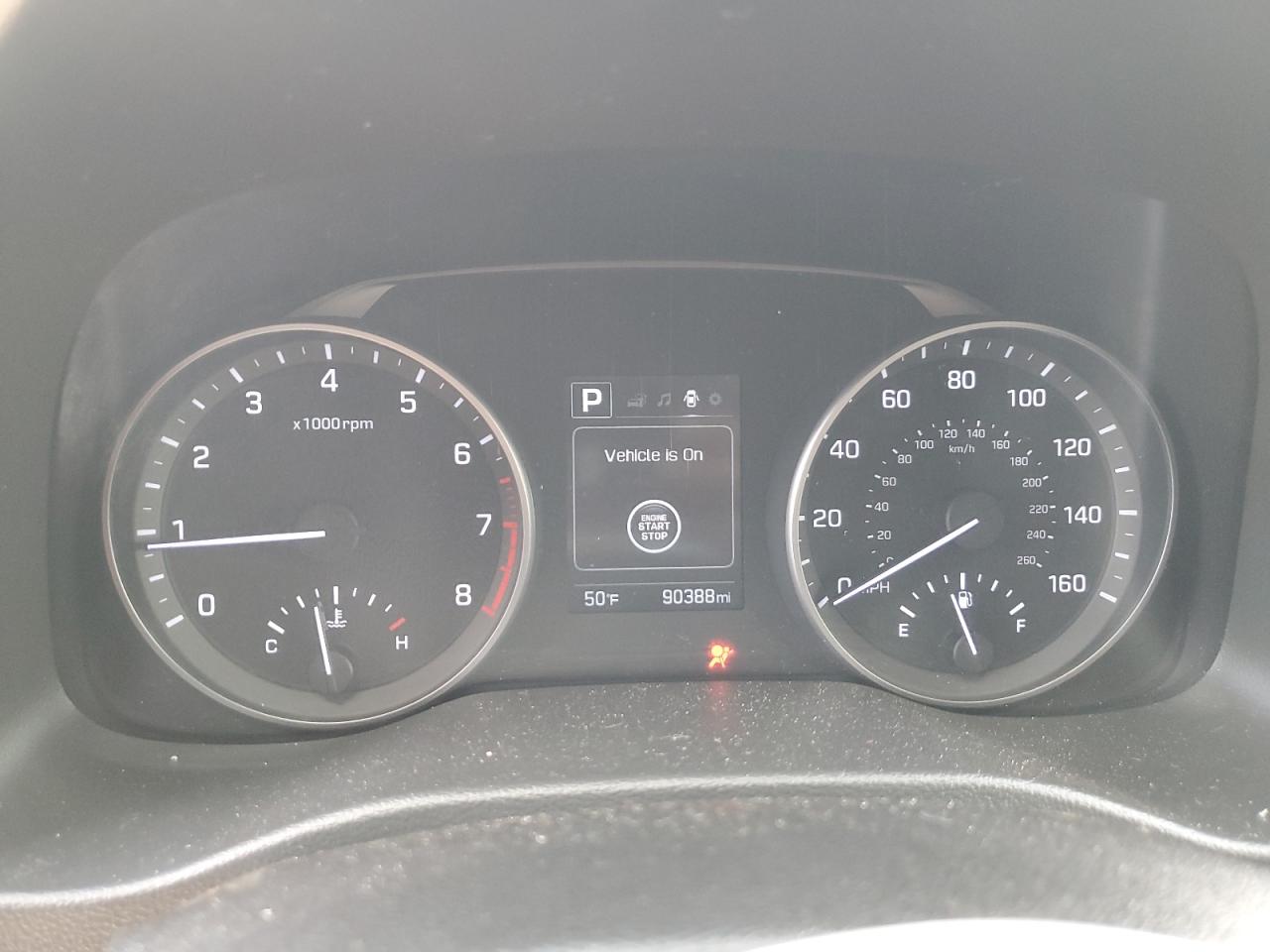 2017 Hyundai Elantra - Image 9