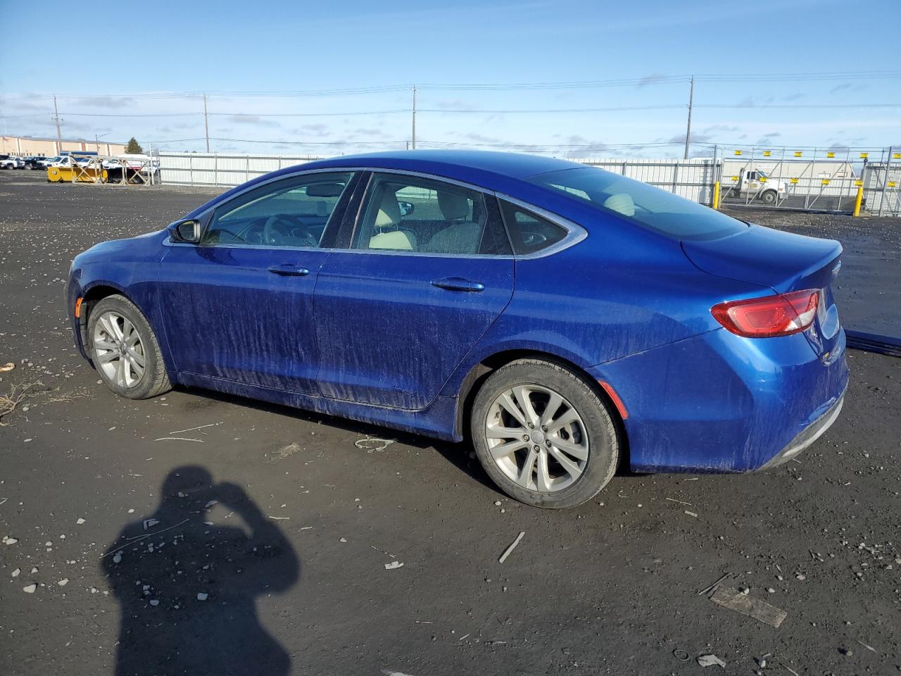 2016 Chrysler 200 - Image 2