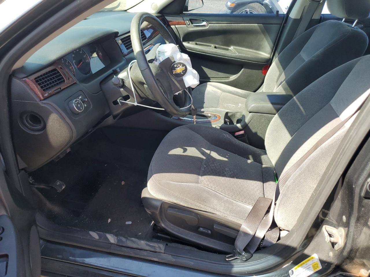 2011 Chevrolet Impala - Image 7